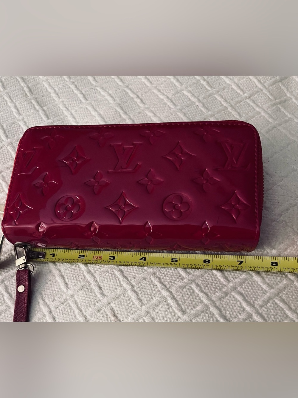 Monogram Vernis deep red double zip Wallet Wristlet with tons of storage 💃💄👠